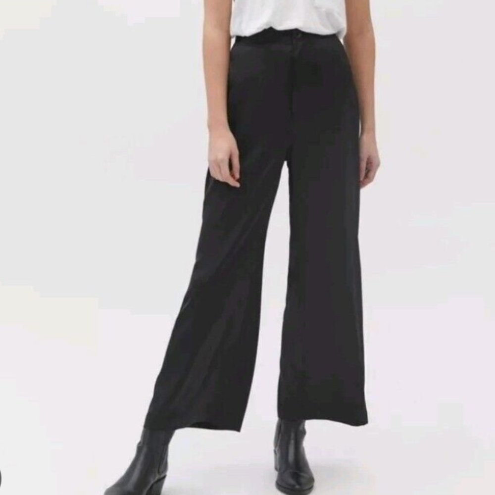 ⭐️ UO Olympia Satin Wide Leg Chic Glam Minimal Boho Classy Classic Hipster Pant